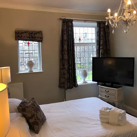 Peasehill 3* Leeds (West Yorkshire)