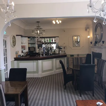 Peasehill 3* Leeds (West Yorkshire)